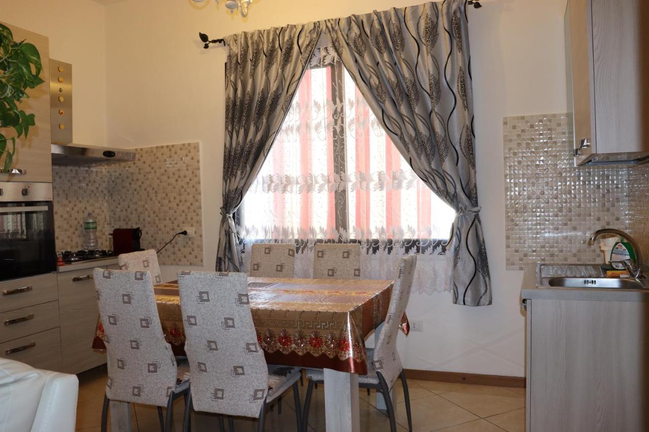 Апартаменты Casa Andreea Vicino Al Centro Di Olbia Iun R5904 Экстерьер фото